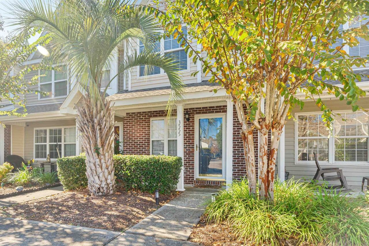3555 Crepe Myrtle Ct - Photo 2 of 24