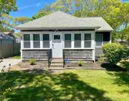 featured image of 6 Parkwood Rd