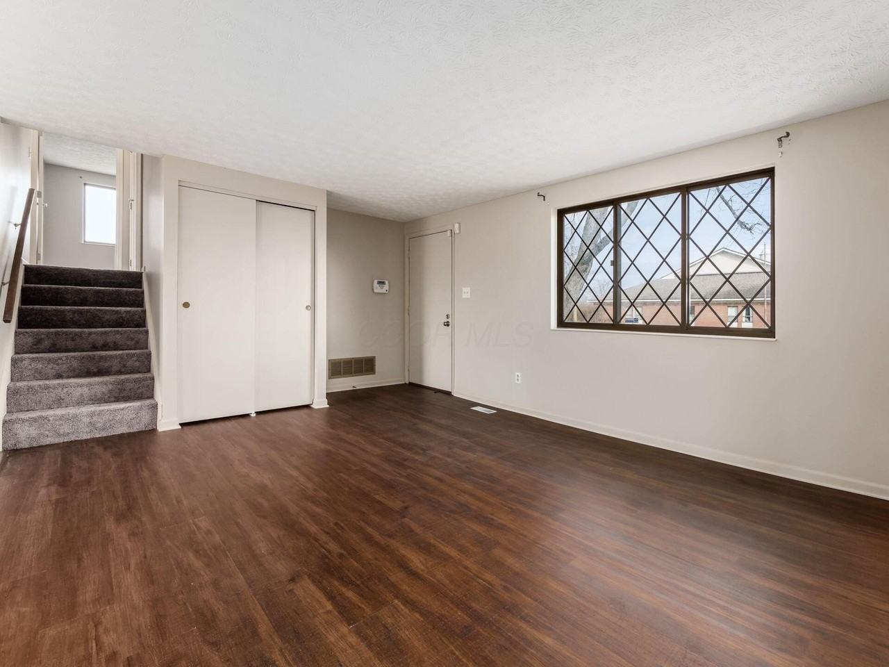 2411 Red Rock Blvd - Photo 2 of 25