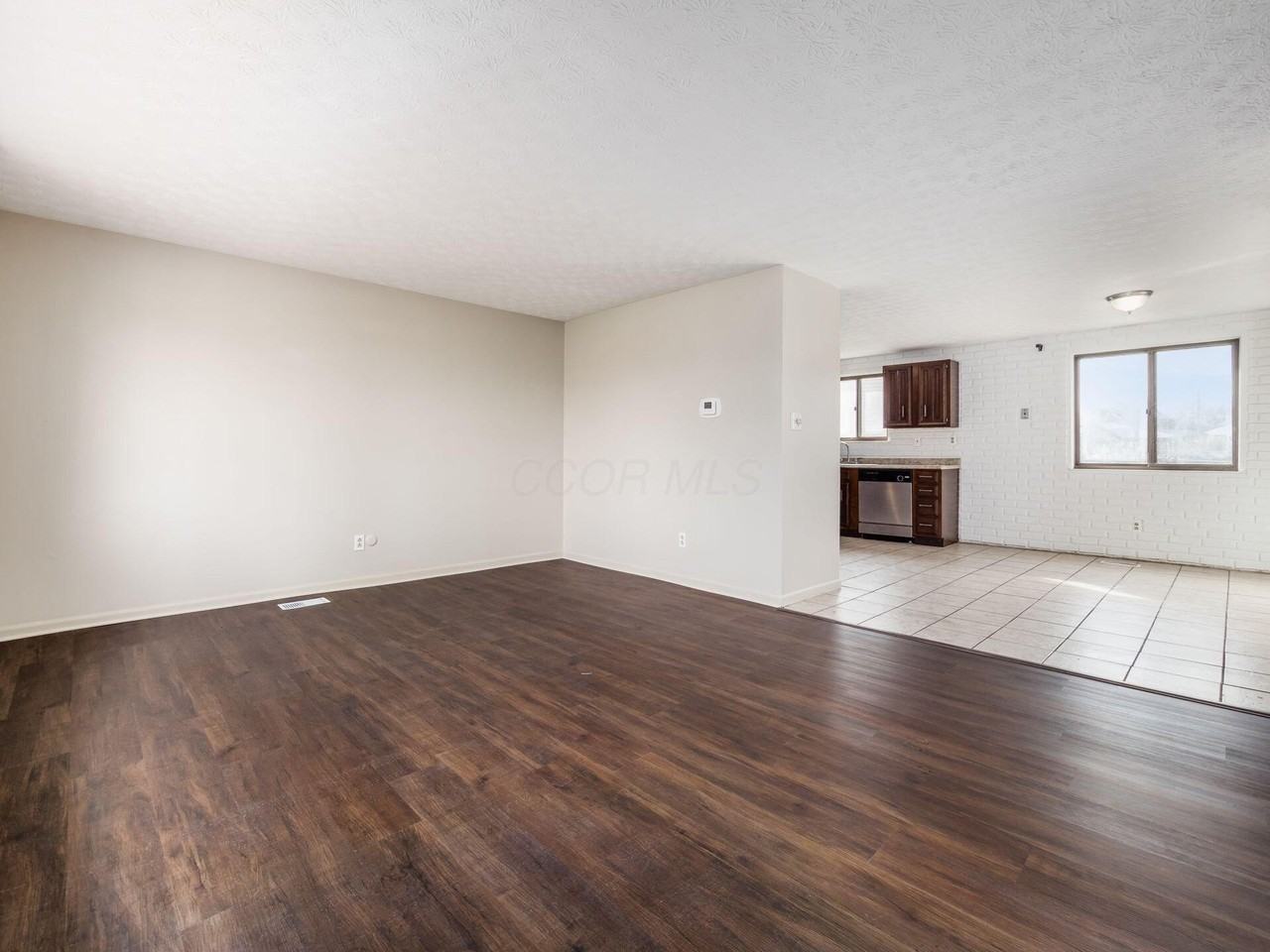 2411 Red Rock Blvd - Photo 4 of 25