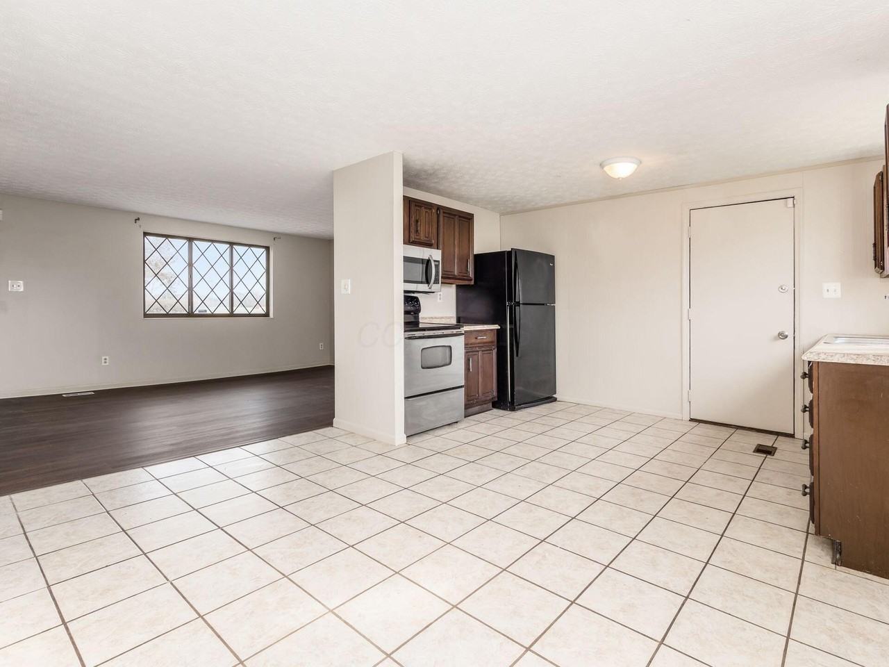 2411 Red Rock Blvd - Photo 5 of 25