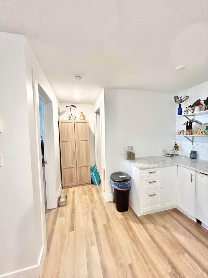 273 Gibson St - Photo 4 of 9