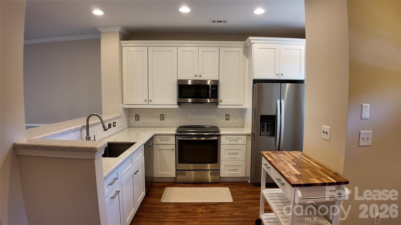 514 Jetton St - Photo 5 of 35