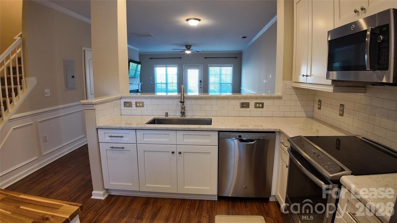 514 Jetton St - Photo 7 of 35