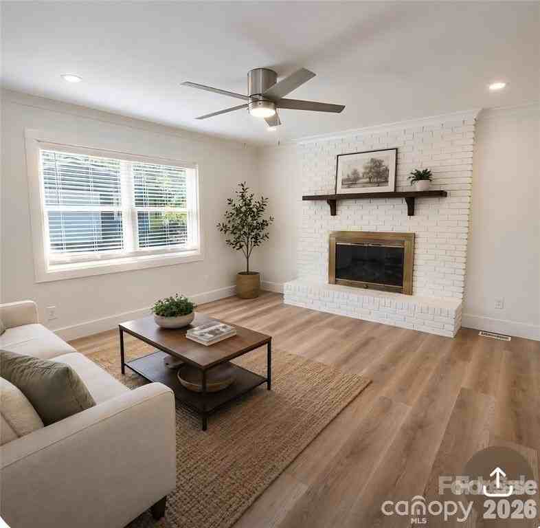 421 Kingfield Dr Sw - Photo 2 of 19