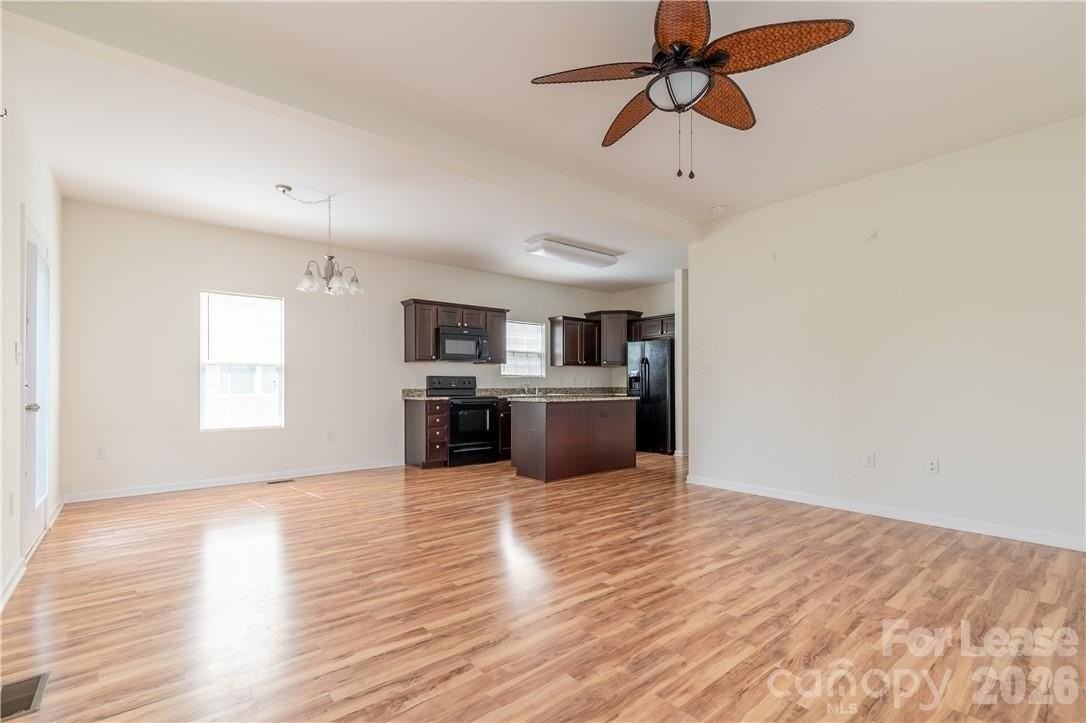 108 Lookout Point Pl - Photo 7 of 30