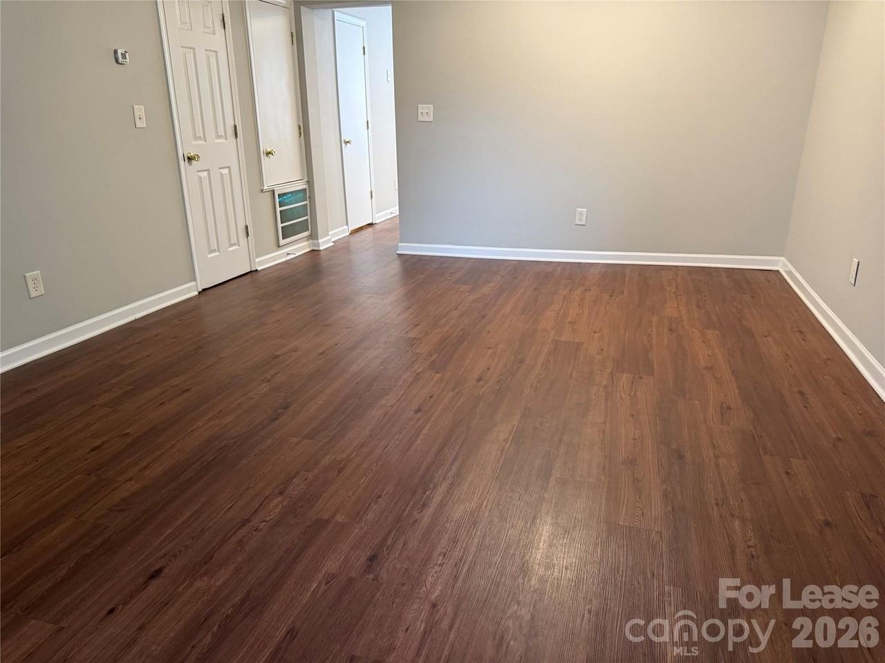 11037 Hunter Trail Ln - Photo 6 of 14