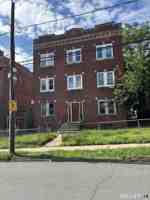 featured image of 4143 Nelson St