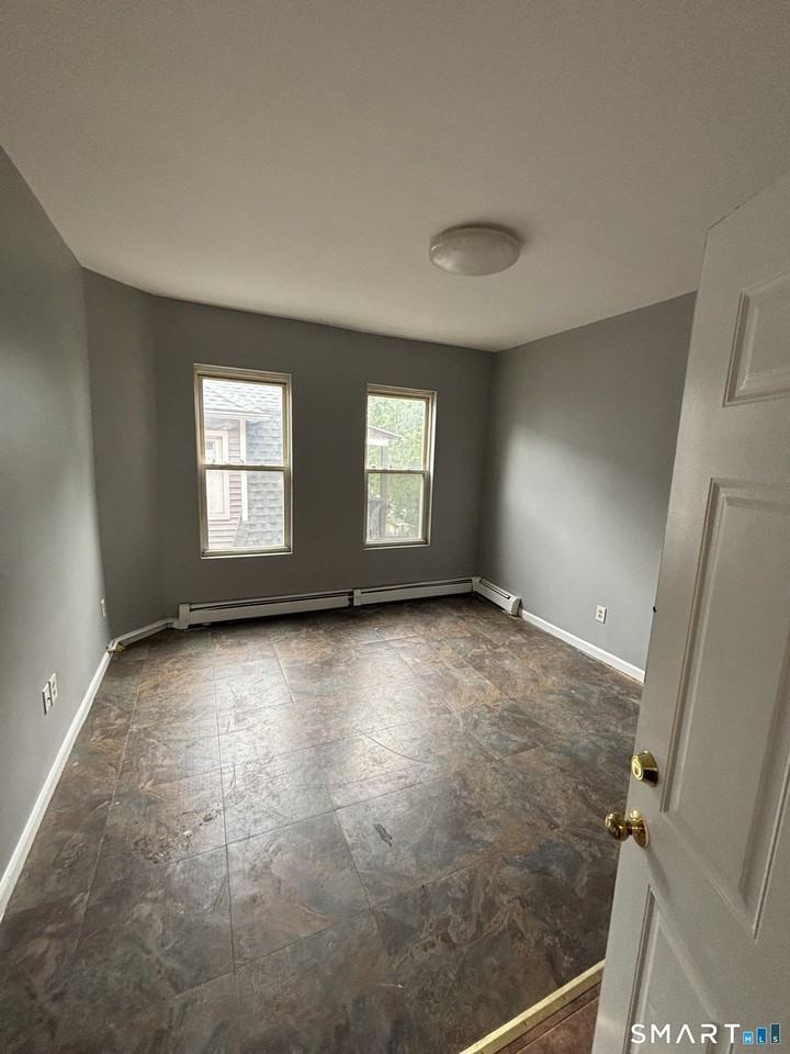 90 Chadwick Ave #3W - Photo 2 of 10