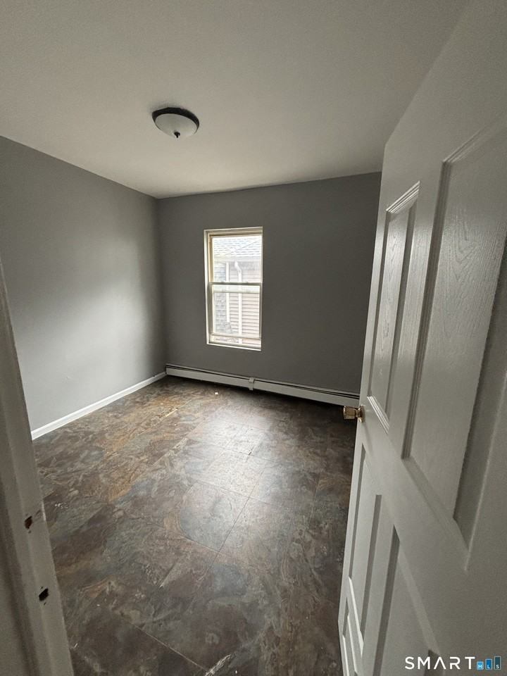 90 Chadwick Ave #3W - Photo 3 of 10