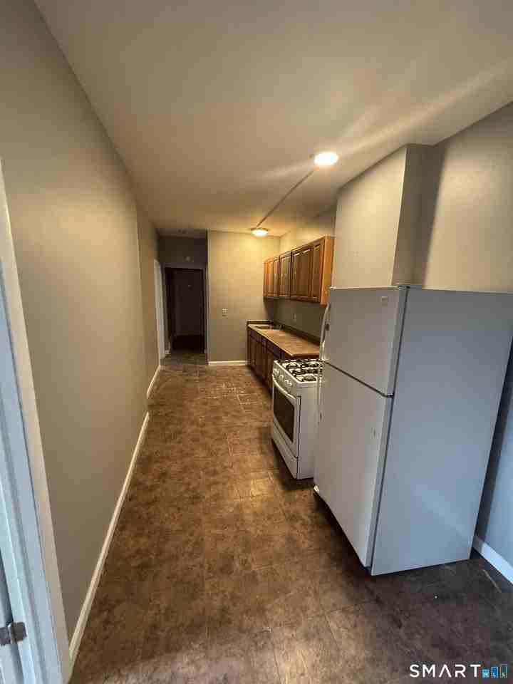 90 Chadwick Ave #3W - Photo 6 of 10