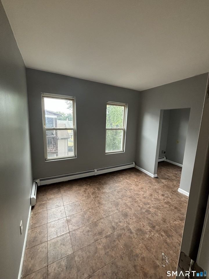 90 Chadwick Ave #3W - Photo 7 of 10