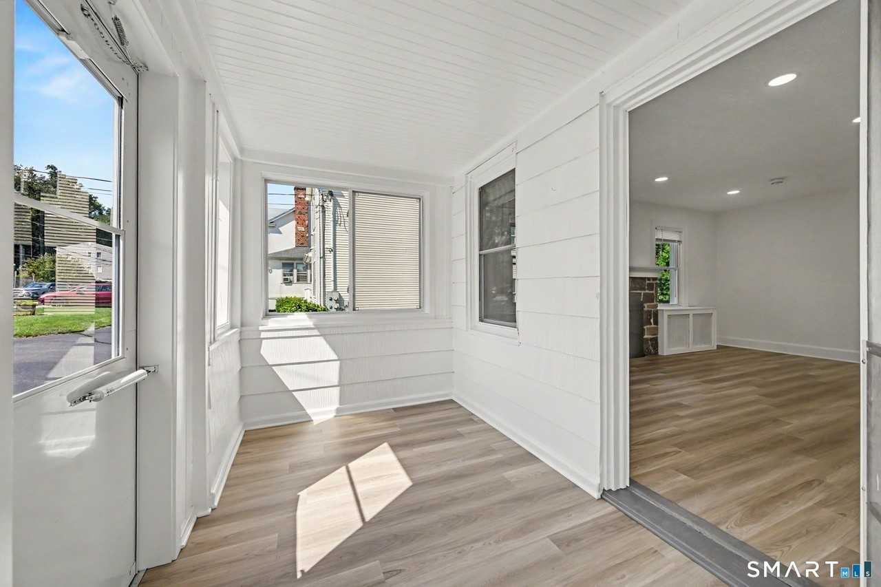 15 Whitmore Ln - Photo 5 of 35