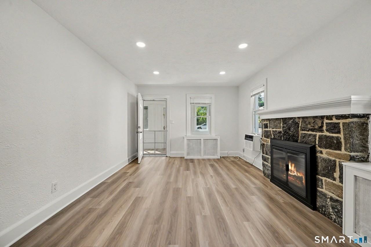 15 Whitmore Ln - Photo 7 of 37