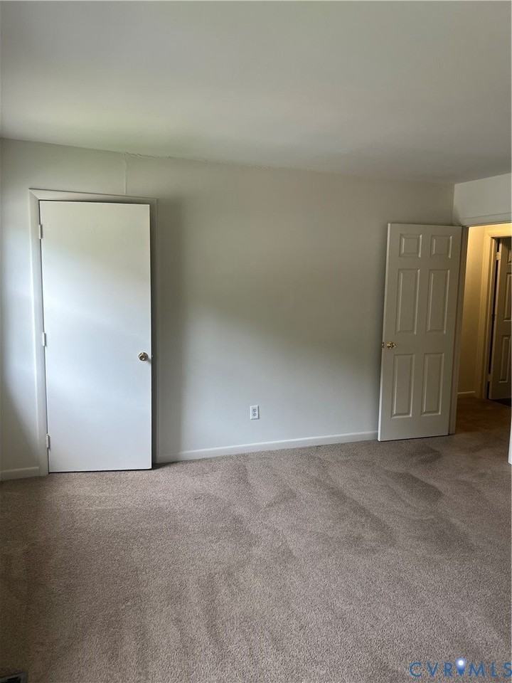 1017 Liberty Ave #B - Photo 4 of 11