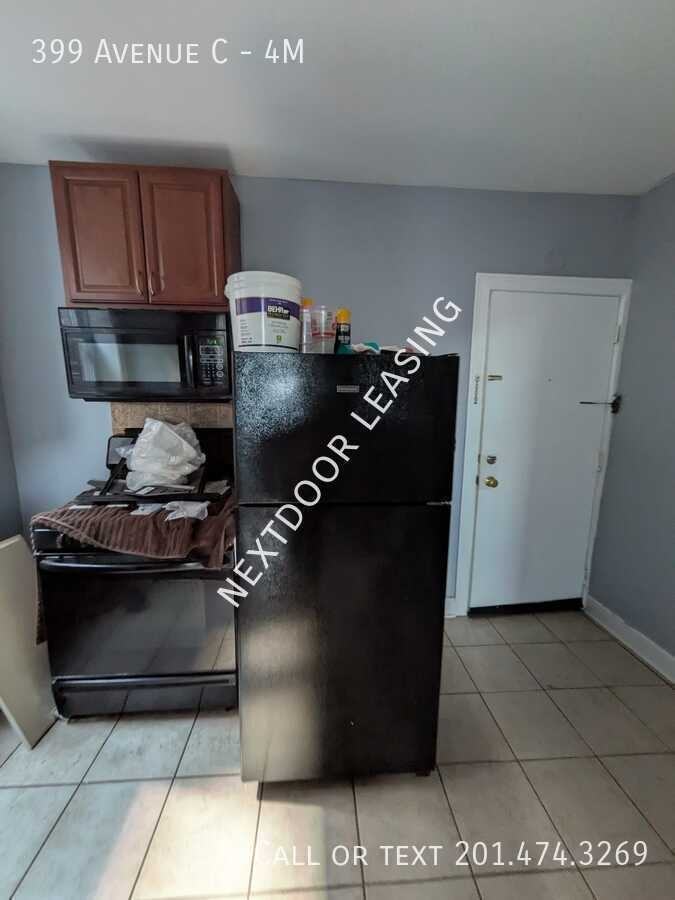399 Avenue C #4M - Photo 2 of 8