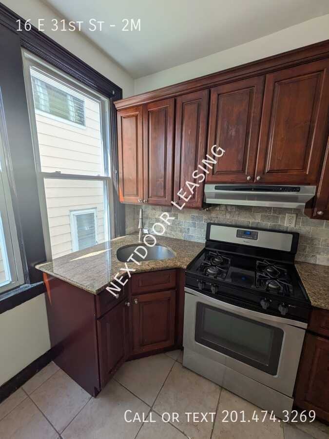 16 E 31st St #2M - Photo 3 of 8