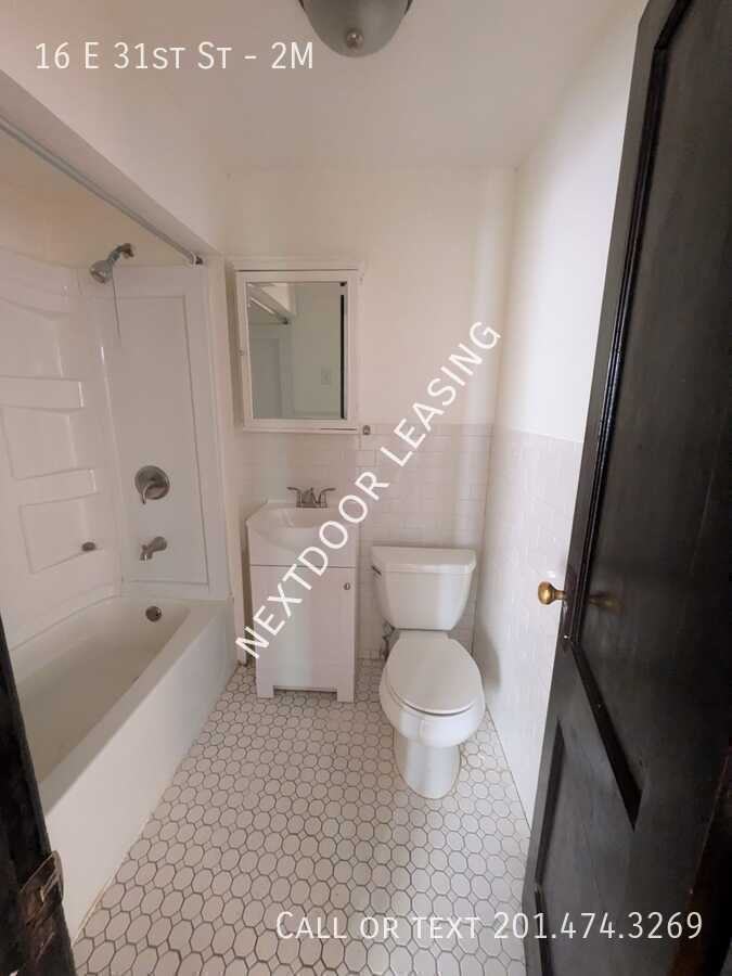 16 E 31st St #2M - Photo 5 of 8