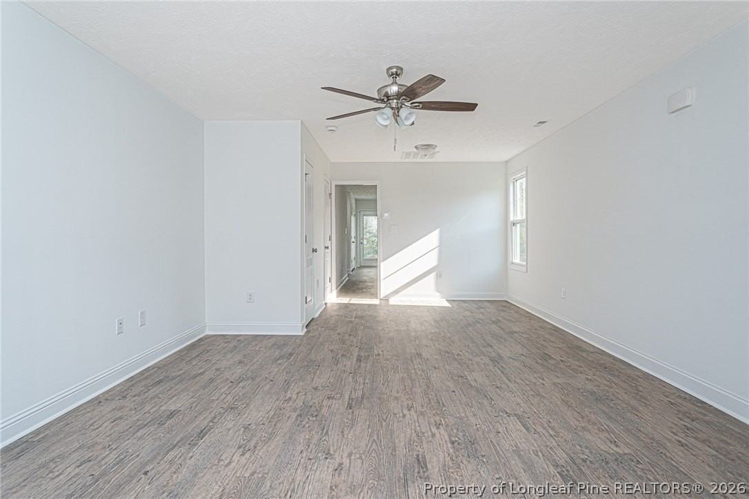 907 Rochester Dr #B - Photo 7 of 30