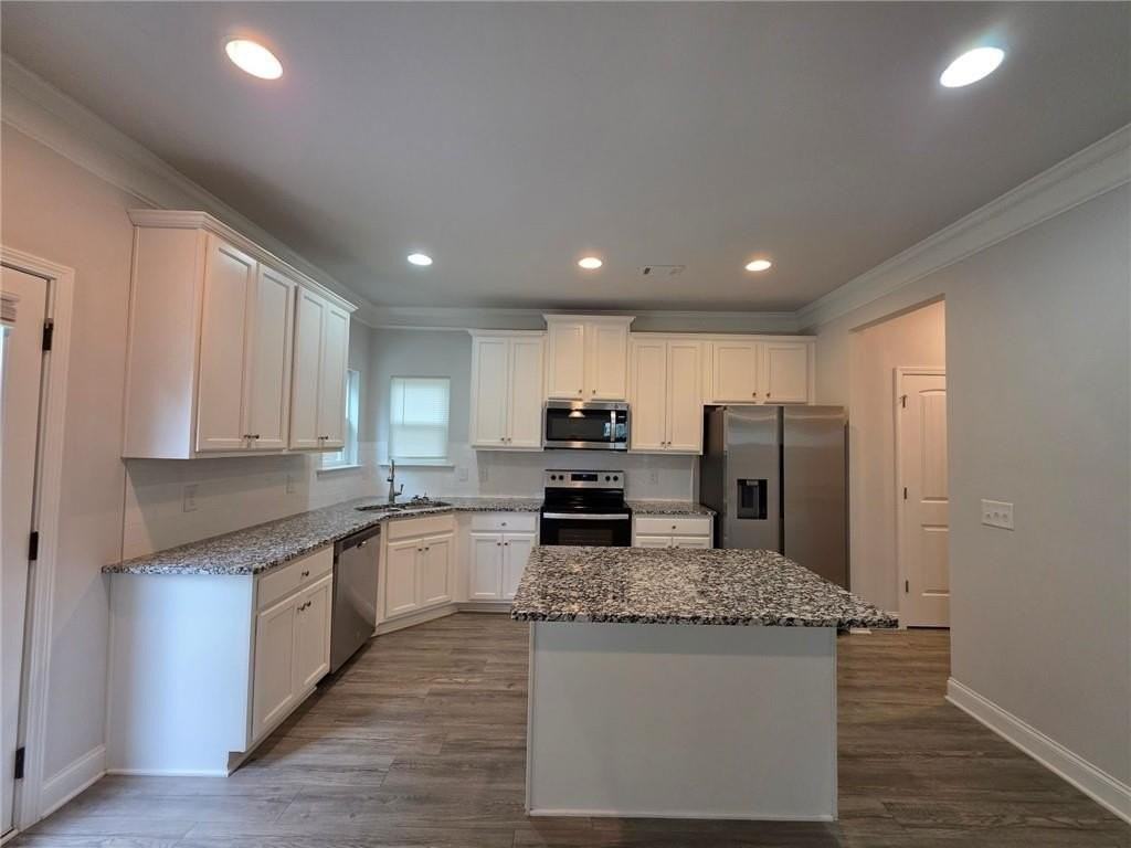 970 Laurel Cove Drive - Photo 2 of 16