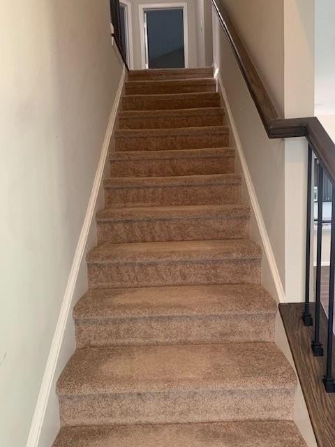 213 Winterset Cir - Photo 4 of 26