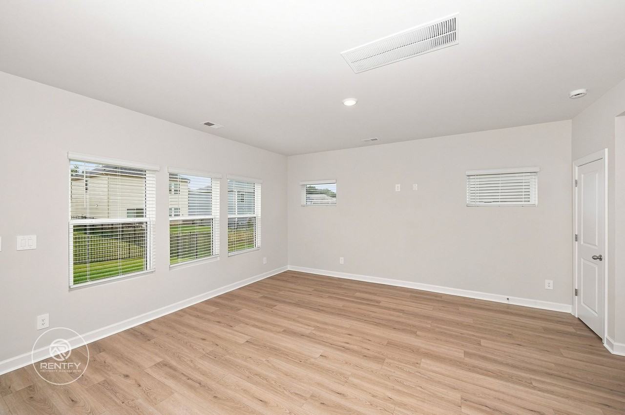 161 Shepherds Landing Dr - Photo 6 of 15