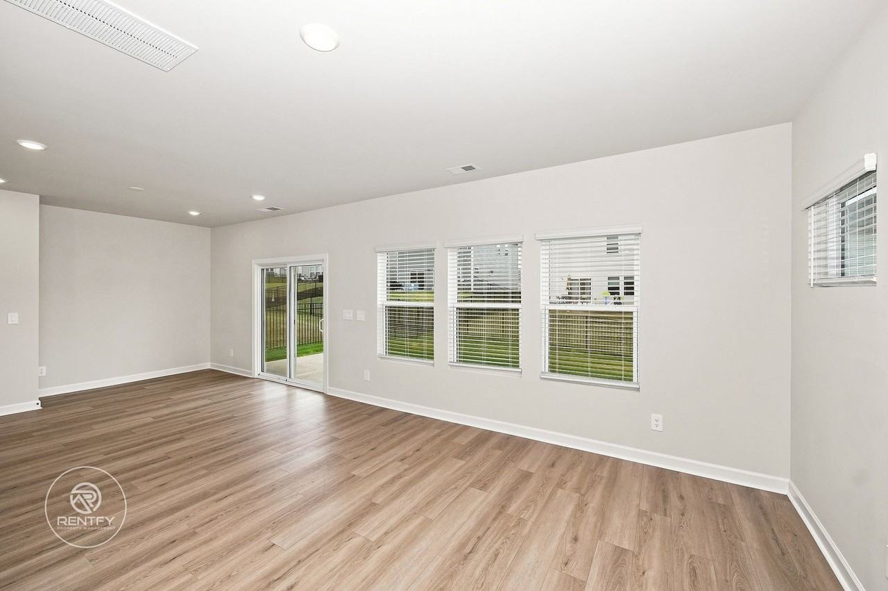 161 Shepherds Landing Dr - Photo 7 of 15