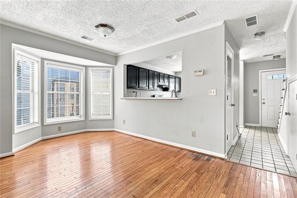5021 David Pl Se - Photo 4 of 25