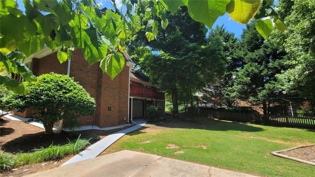 5005 Johns Creek Ct - Photo 4 of 50