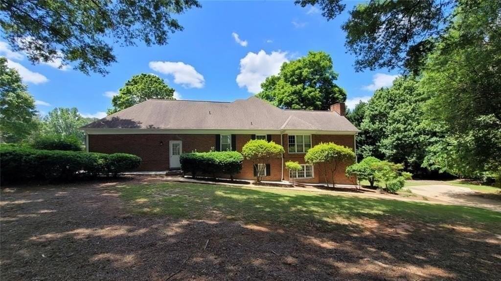 5005 Johns Creek Ct - Photo 5 of 50