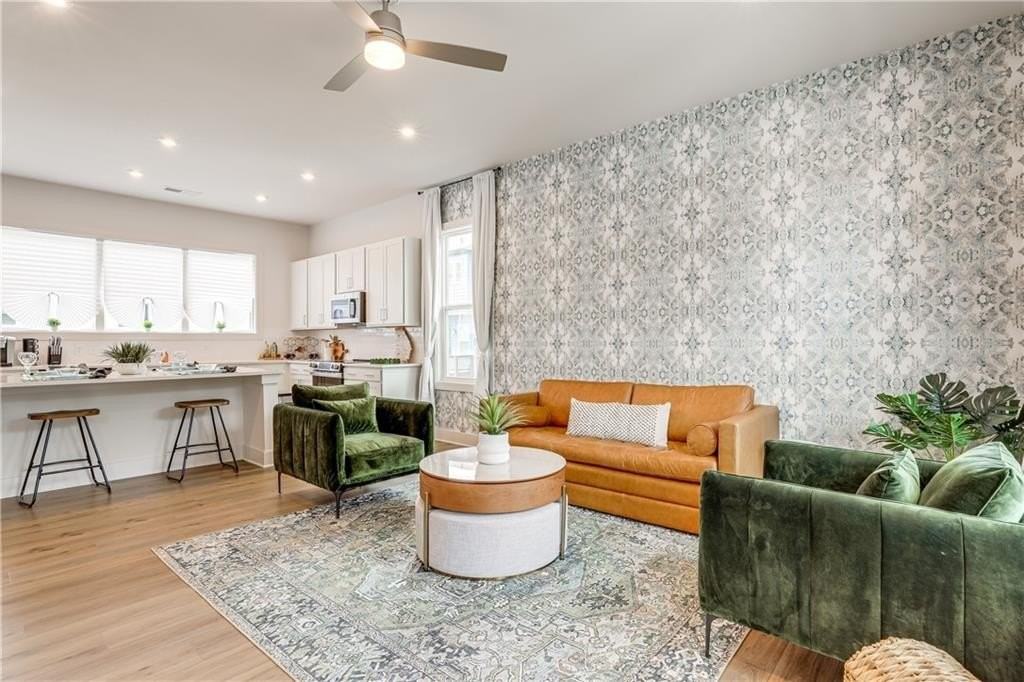 1390 Cozy Cir Se - Photo 3 of 32