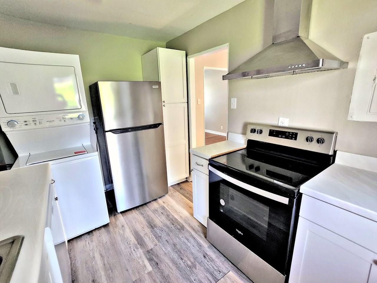 1502 Randolph Ave Se - Photo 7 of 15