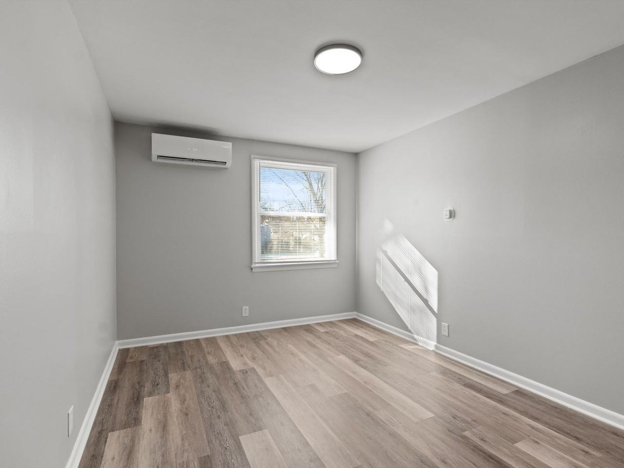 1507 Randolph Ave Se #B - Photo 3 of 18