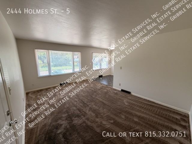 2444 Holmes St #5 - Photo 3 of 13