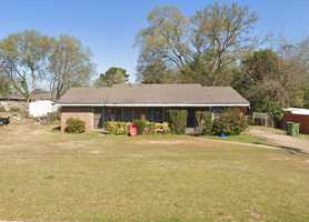 featured image of 441 Mulligan Dr