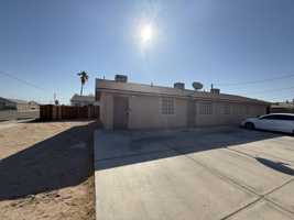 featured image of 255 E 23rd St #1