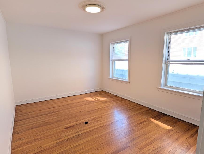 1507 Oak Ave - Photo 5 of 10