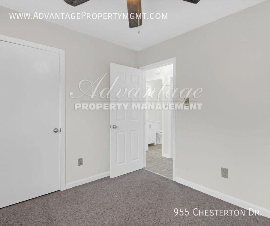 955 Chesterton Dr - Photo 5 of 16