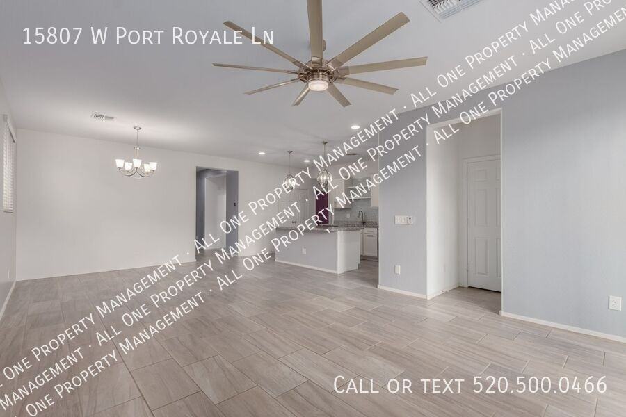 15807 W Port Royale Ln - Photo 6 of 26