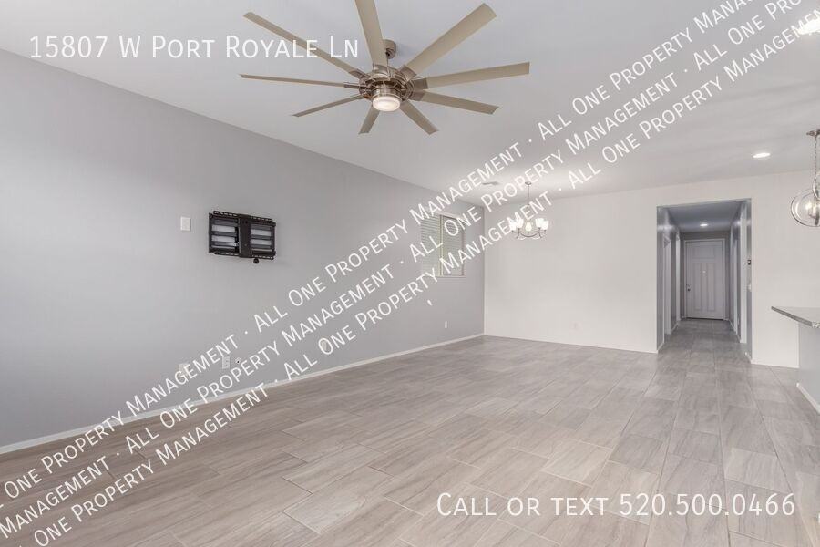 15807 W Port Royale Ln - Photo 7 of 26