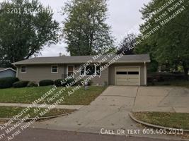 featured image of 3201 S Garfield Ave