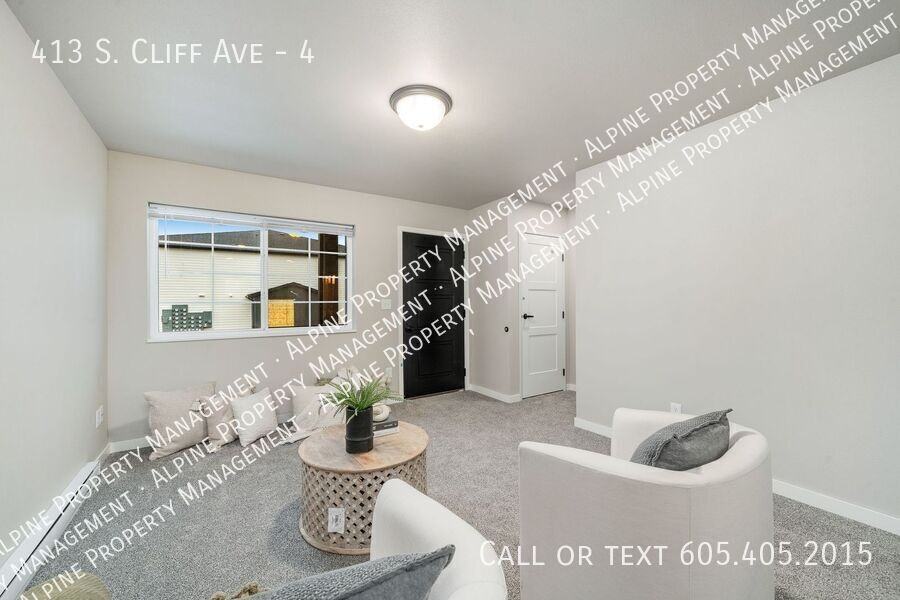 413 S Cliff Ave #4 - Photo 5 of 39
