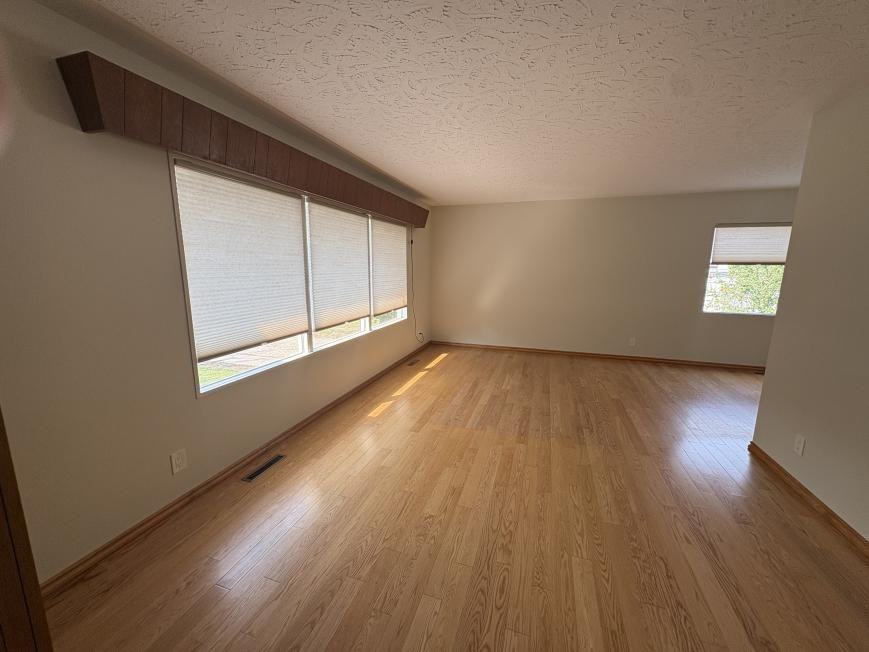 9904 90 Ave - Photo 3 of 10