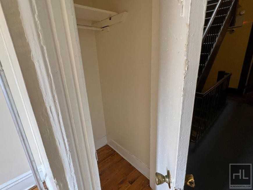 1225 Fulton St - Photo 7 of 10