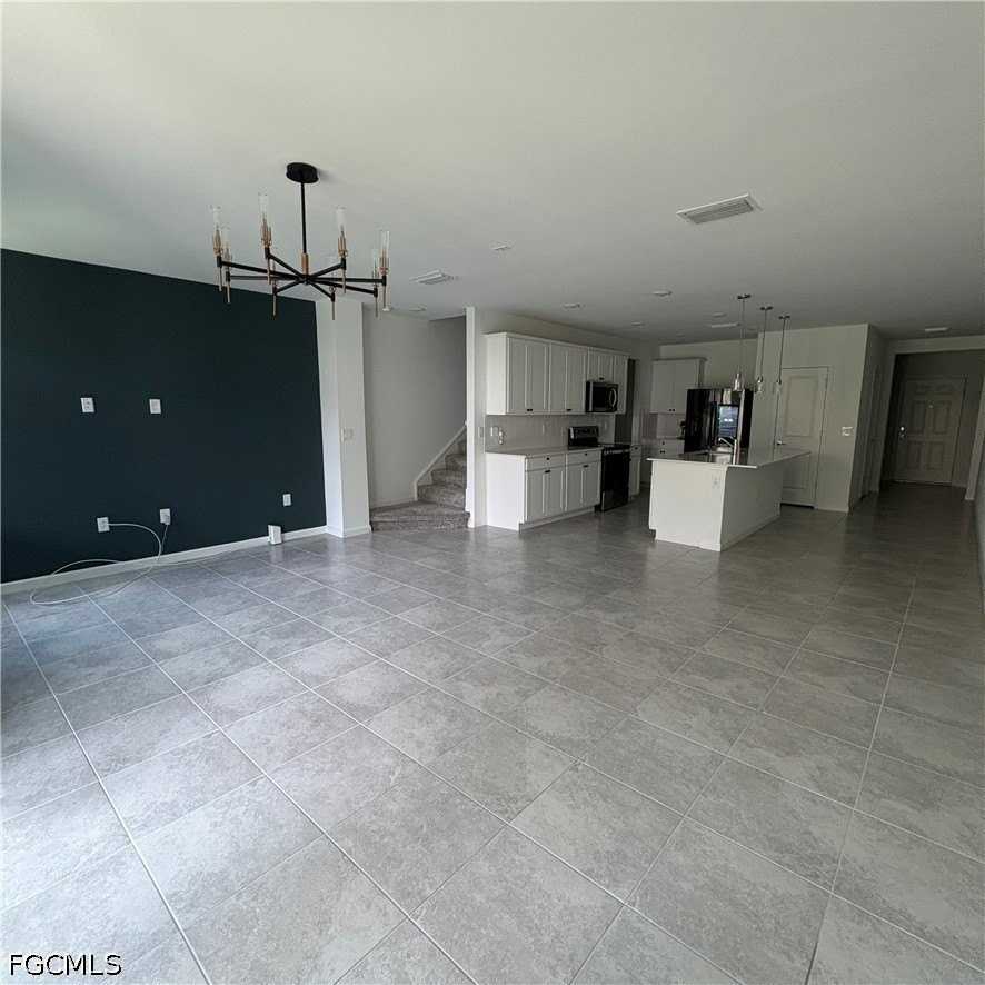 1545 Lake Jessup Cir - Photo 4 of 25