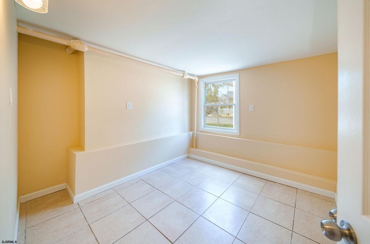 65 N Laclede Pl - Photo 4 of 37