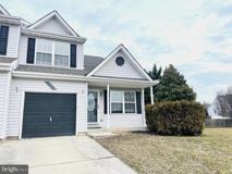 673 Warren Dr - Photo 1 of 1