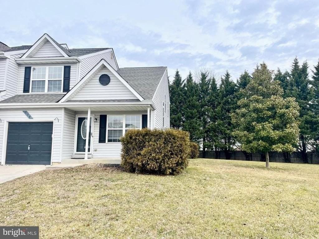 673 Warren Dr - Photo 4 of 23