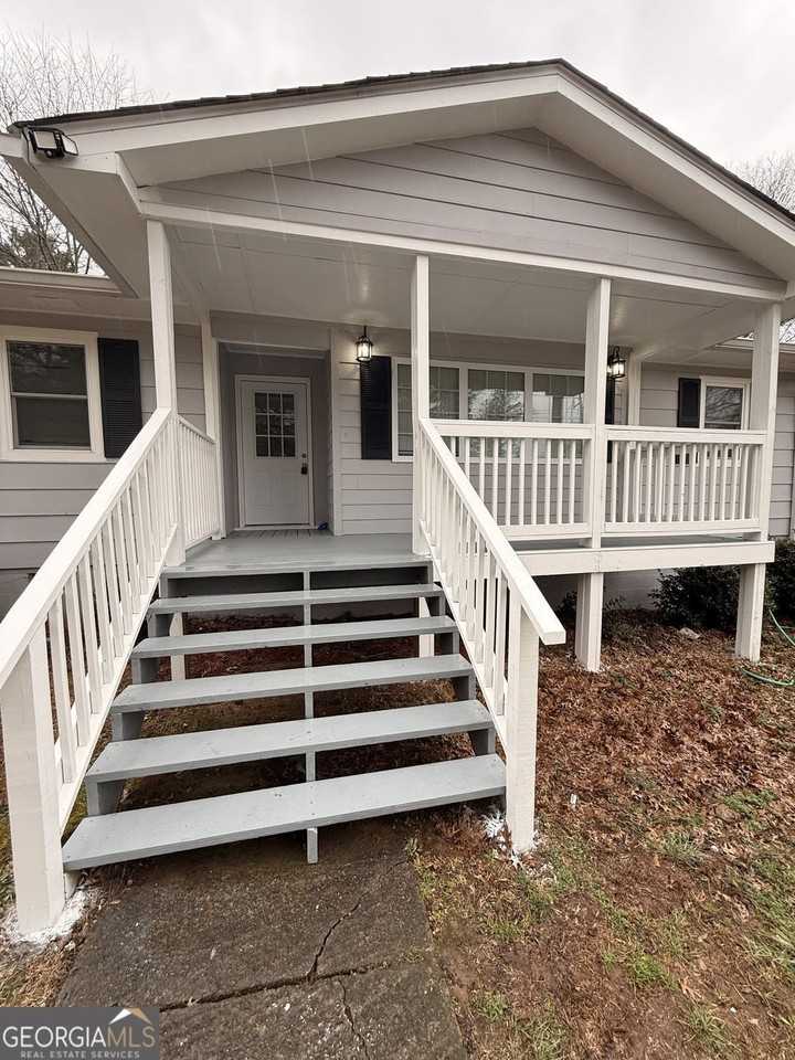 3218 Macedonia Rd - Photo 4 of 32