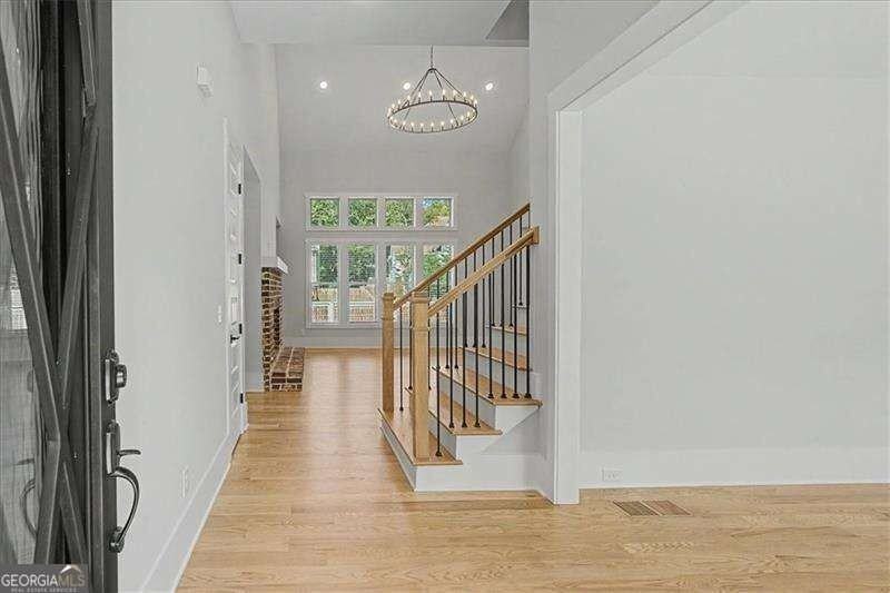 133 W Putnam Ferry Rd - Photo 5 of 50